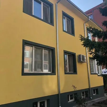 Lulu Lazur Burgas